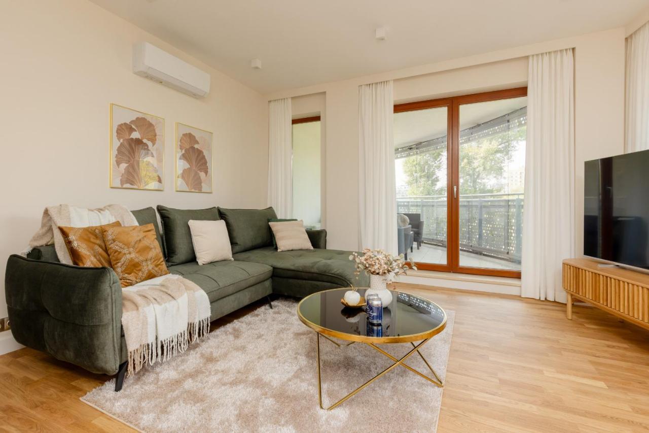 Deluxe Apartment Wronia 45 With Ac, Parking & Balcony By Renters Prestige Βαρσοβία Εξωτερικό φωτογραφία