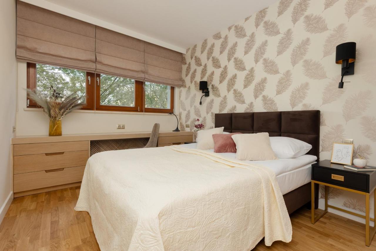Deluxe Apartment Wronia 45 With Ac, Parking & Balcony By Renters Prestige Βαρσοβία Εξωτερικό φωτογραφία