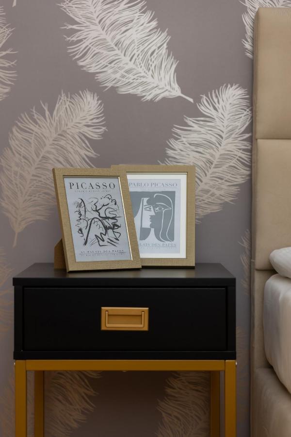 Deluxe Apartment Wronia 45 With Ac, Parking & Balcony By Renters Prestige Βαρσοβία Εξωτερικό φωτογραφία